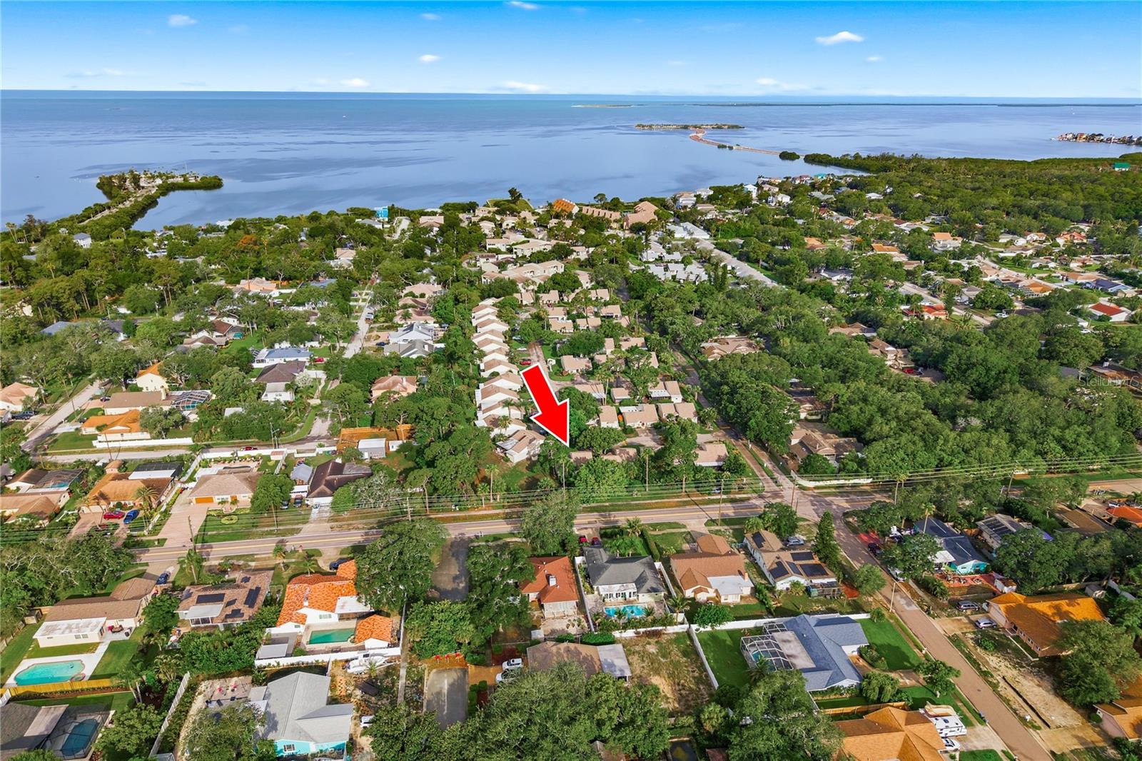 18 Windrush Bay Drive, FL