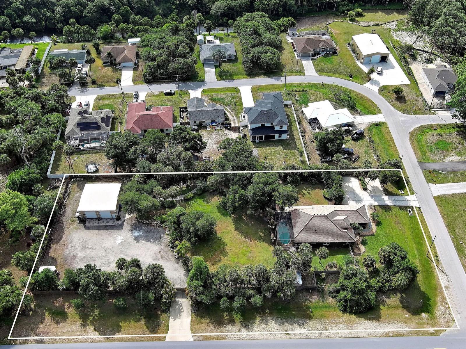 3950 Pepper Ln, FL