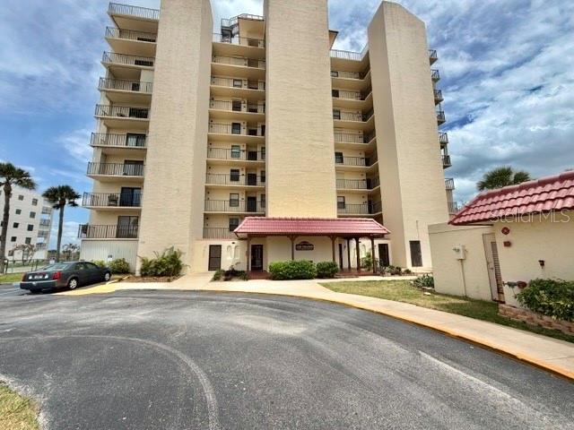 545 Garfield Ave #402, FL