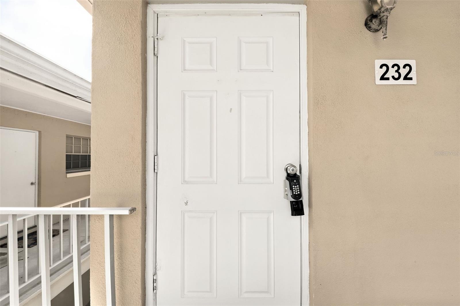 2500 Lee Road, FL