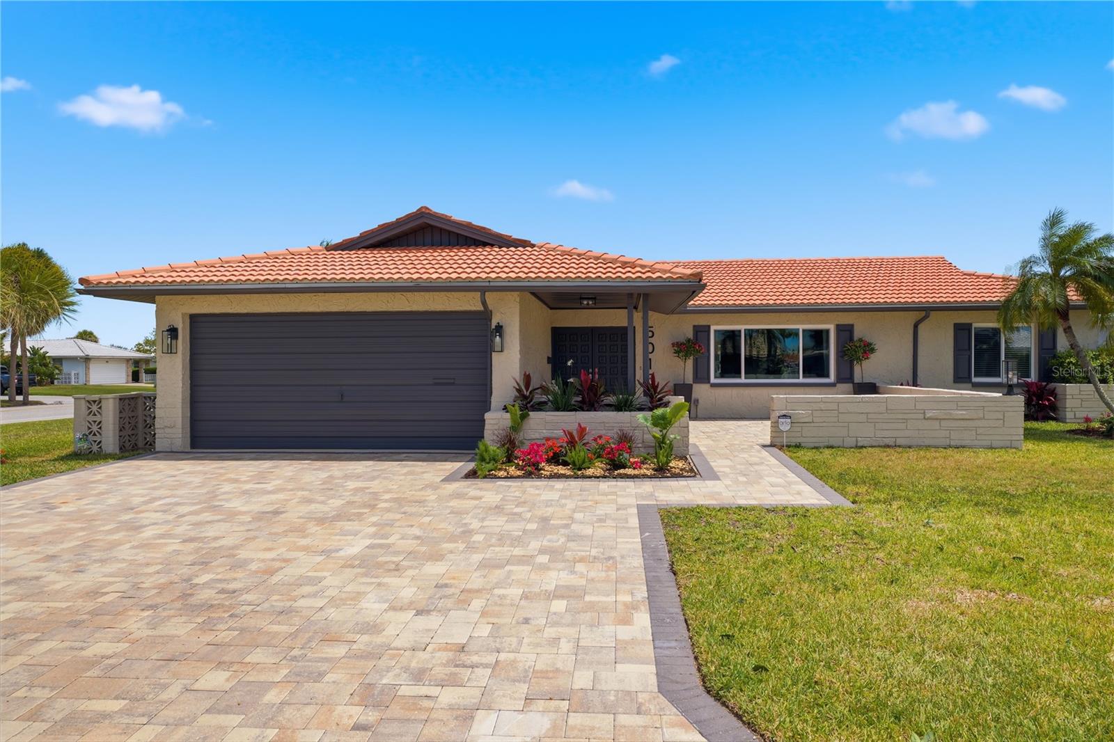 5016 Dory Dr, FL