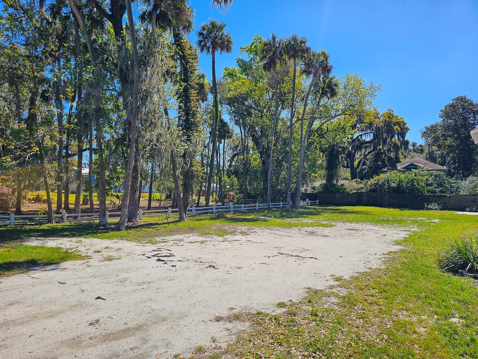 820 Canal Street, FL