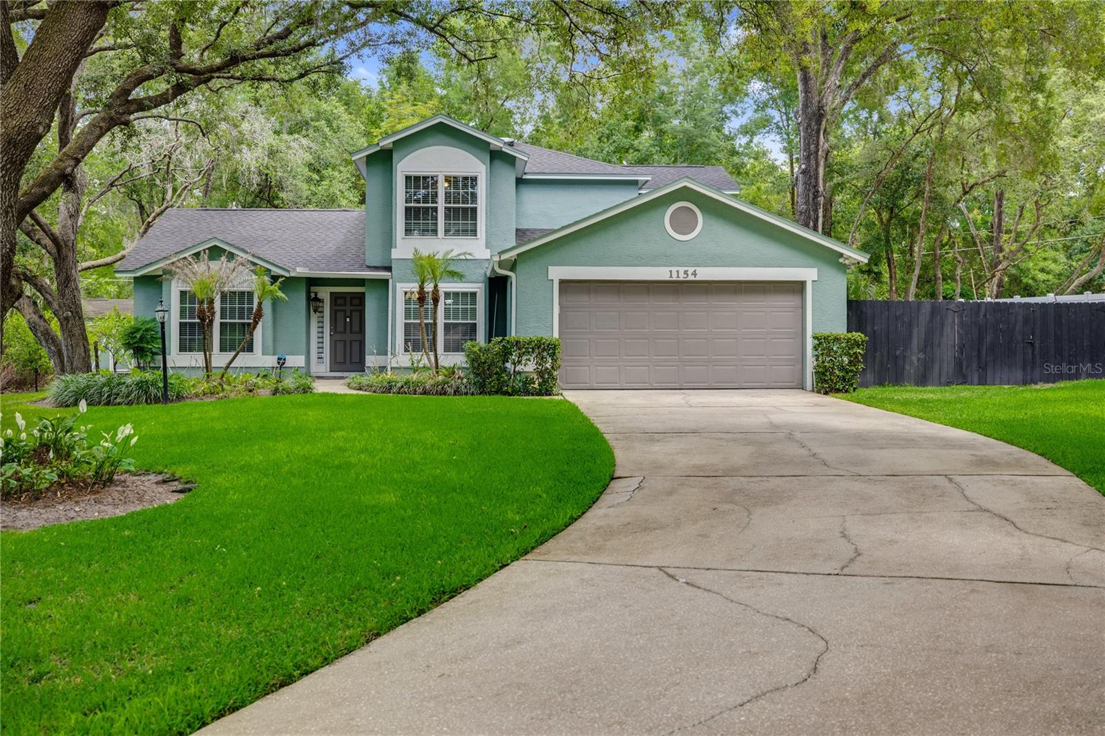 1154 Deer Lake Cir, FL
