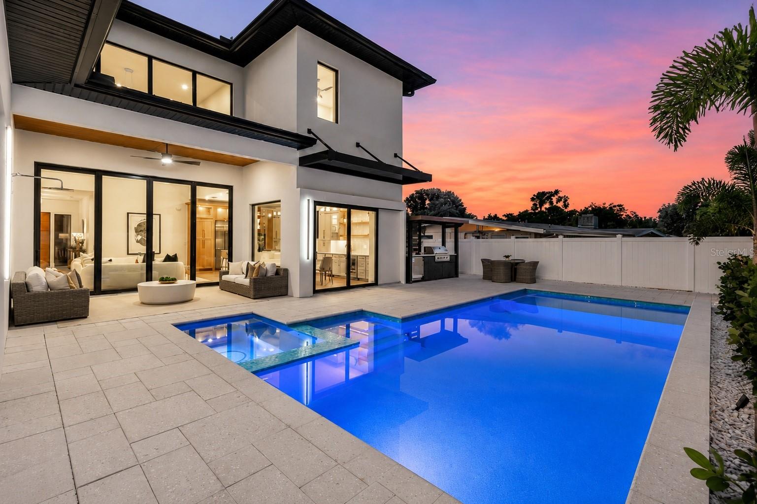2121 Clematis Court, FL