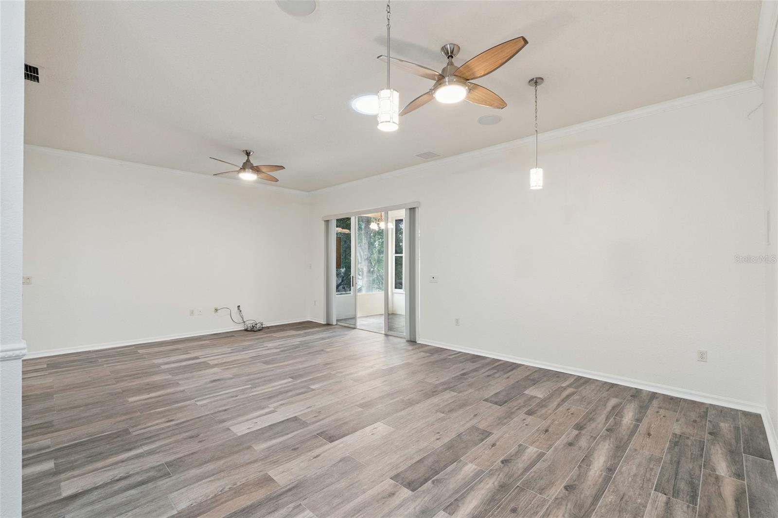 813 Summit Greens Boulevard, FL
