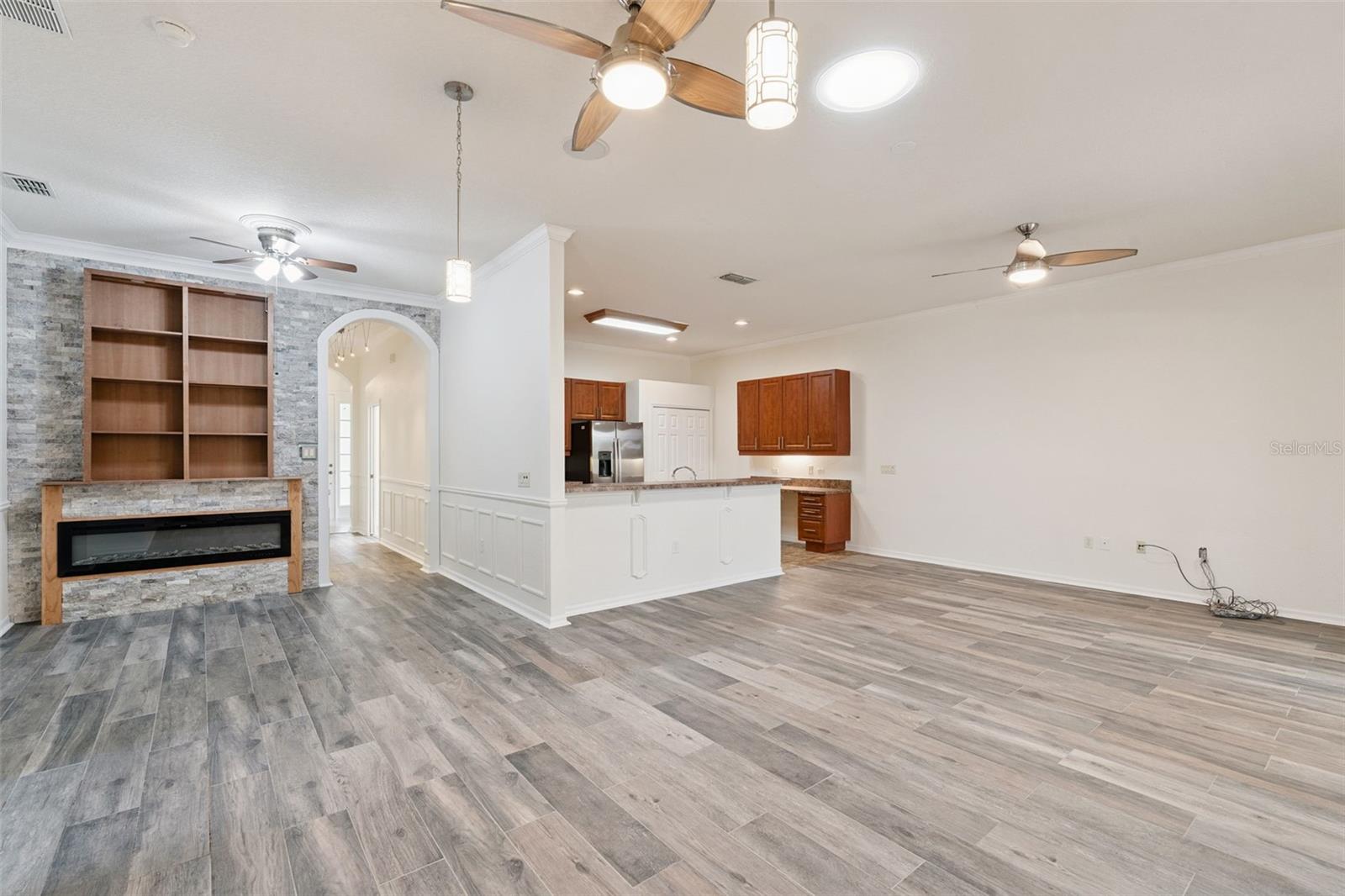 813 Summit Greens Boulevard, FL