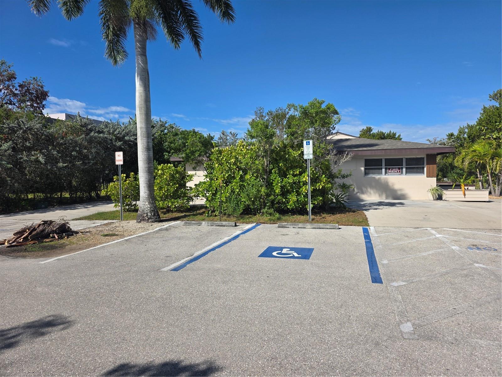 725 Patty Ave, FL