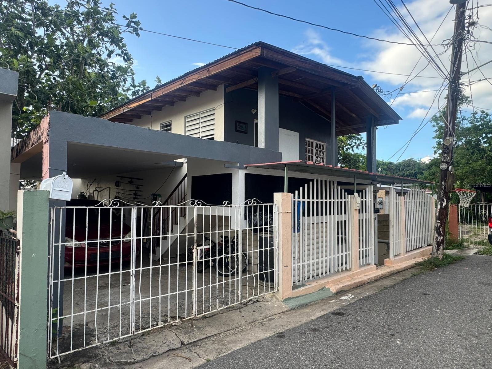 Galniel #A44 Barriada Garnier, PR