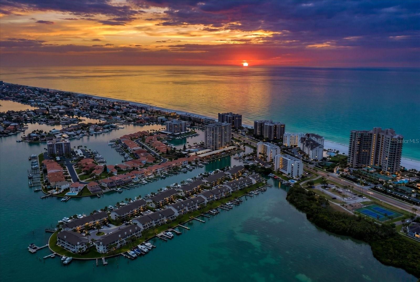 118 Marina Del Rey Ct, FL