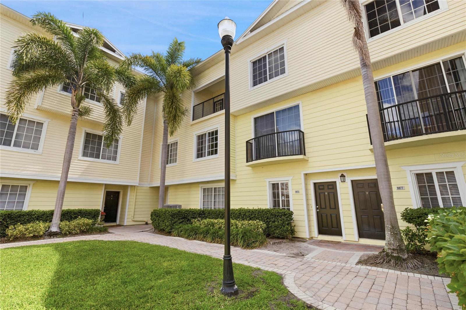 9875 Meadow Field Circle, FL