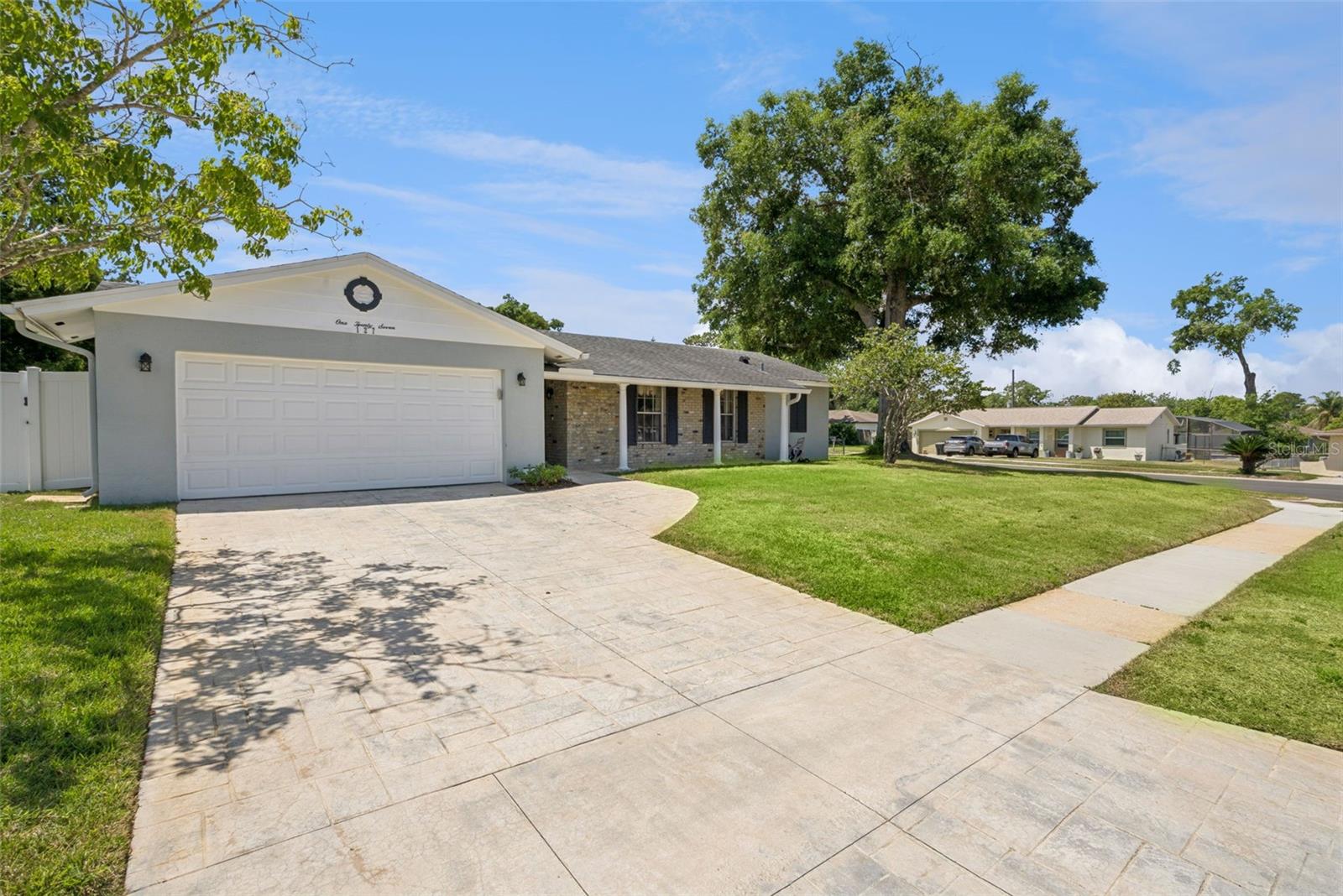 127 Clover Lane, FL
