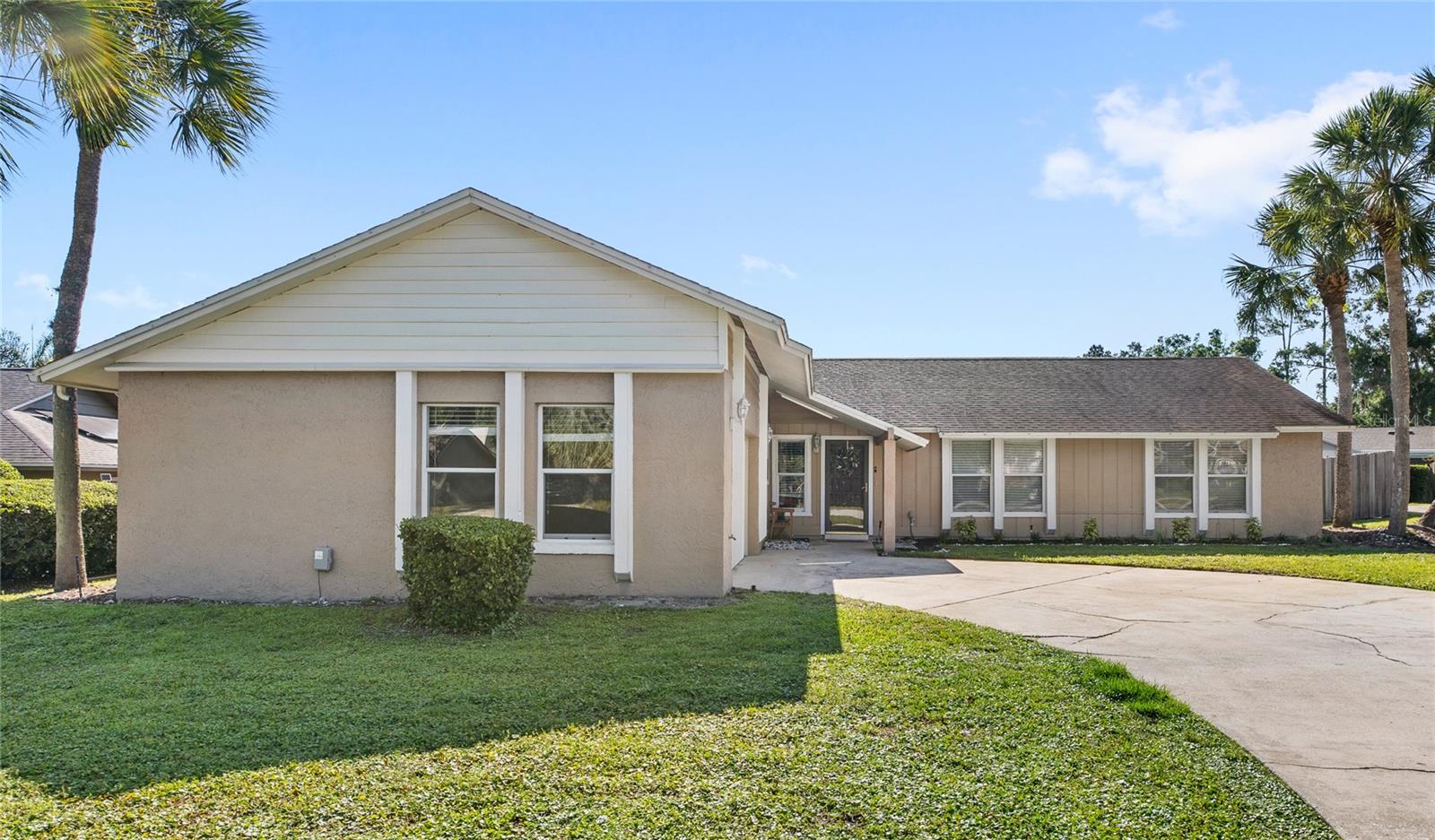 413 Willowbrook Ln, FL