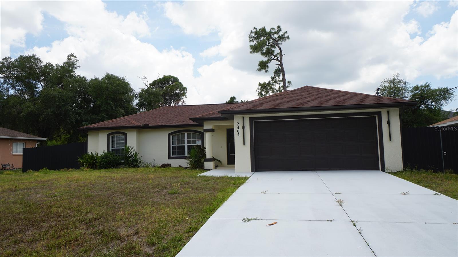 2405 Mistleto Ln, FL