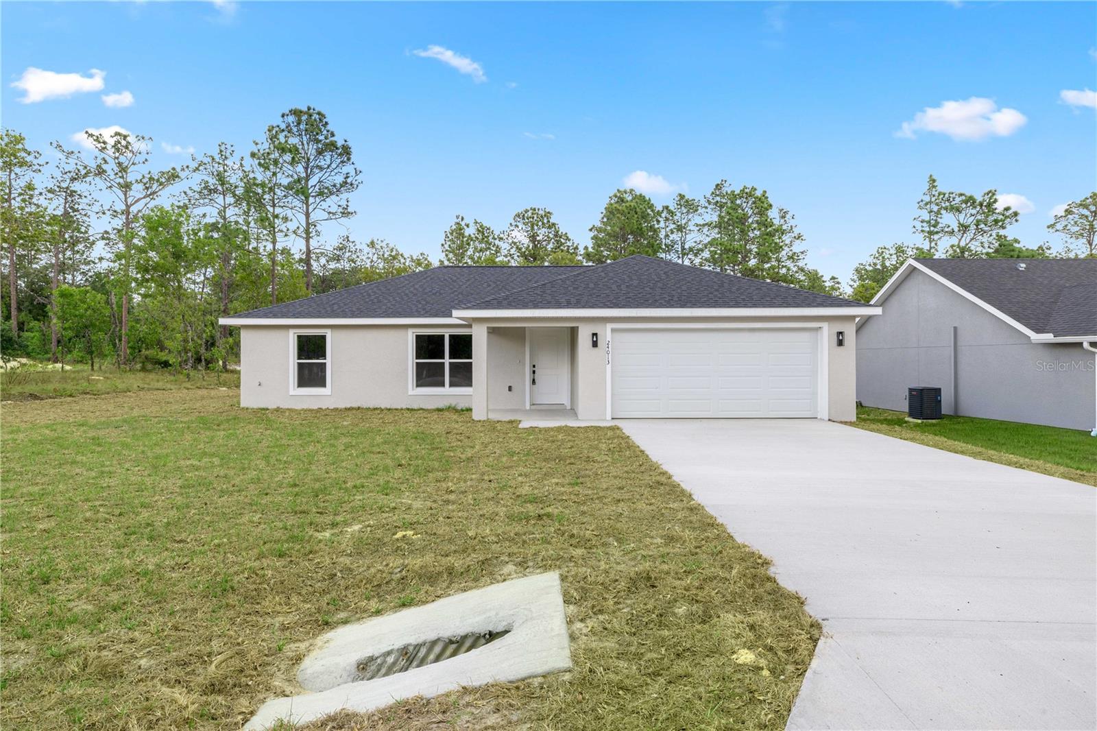 24013 Nw Tamarind Ln, FL