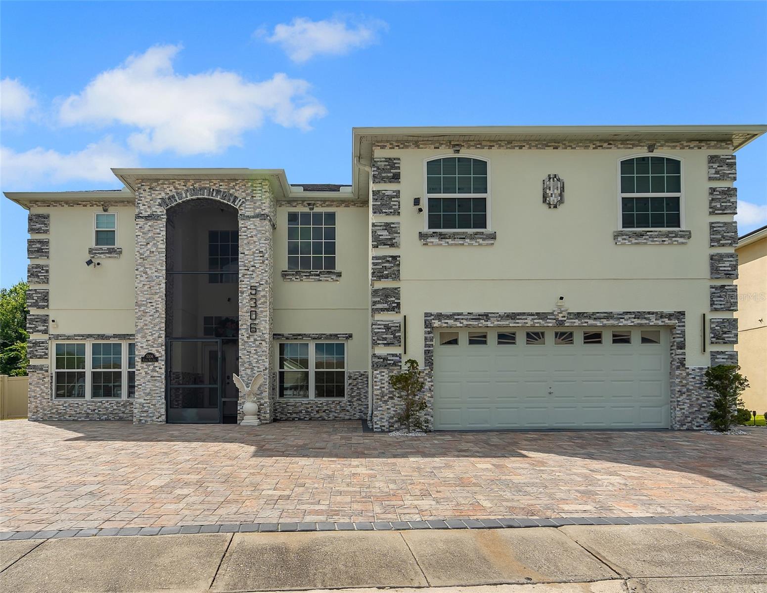 5306 Coral Vine Lane, FL