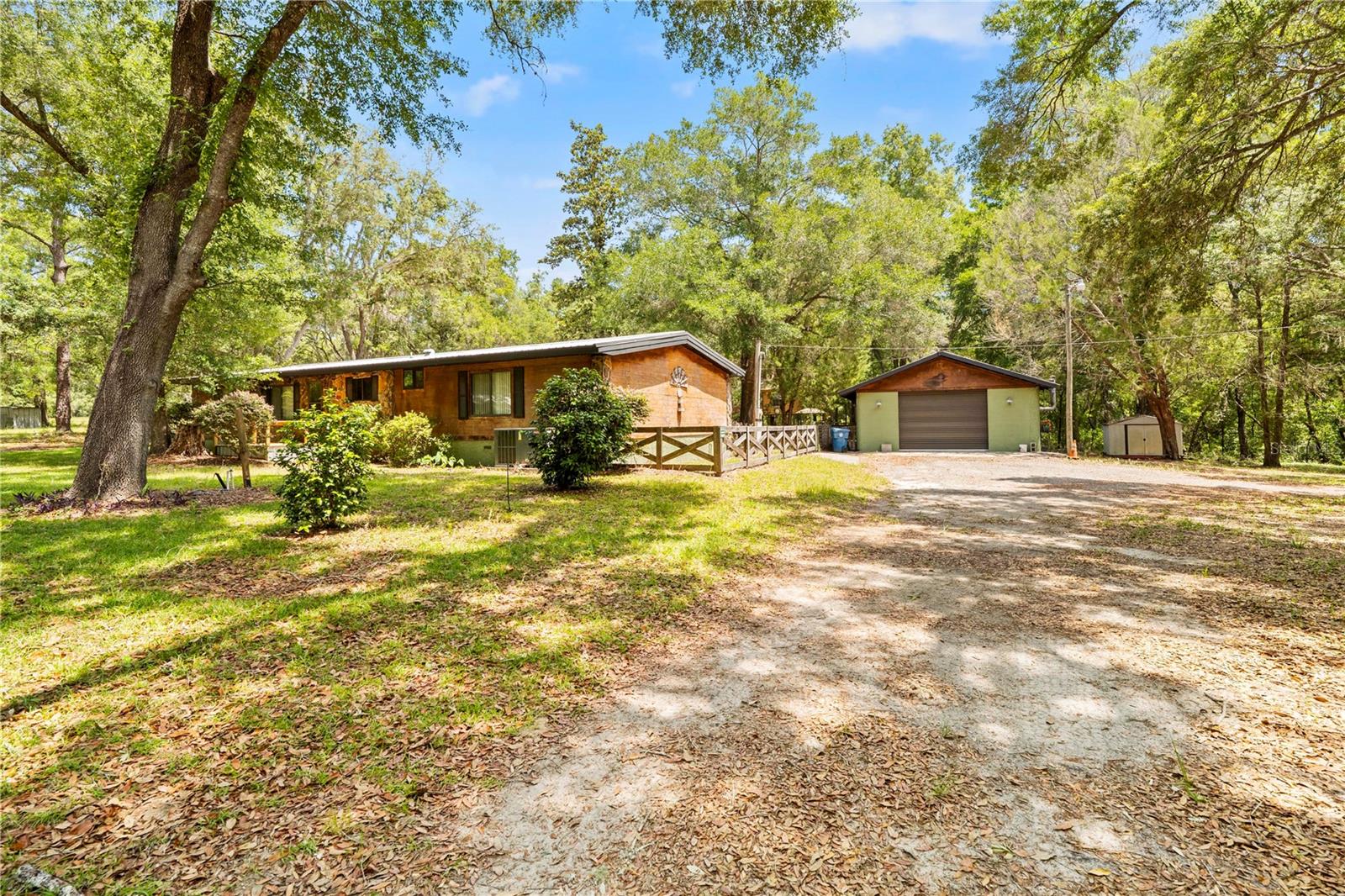 27137 Lambeth Rd, FL