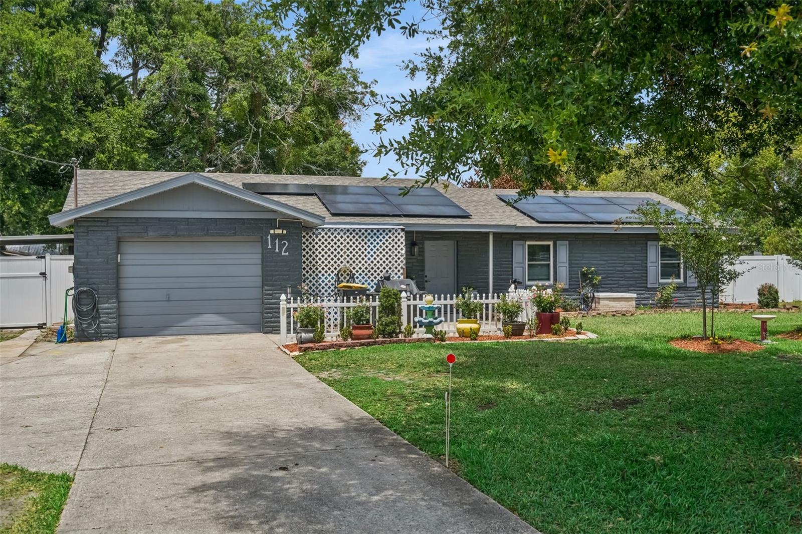 112 Lake Mattie Rd, FL