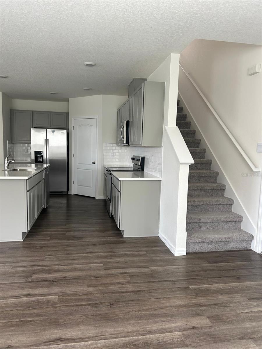 5511 Stable Mate Drive, FL
