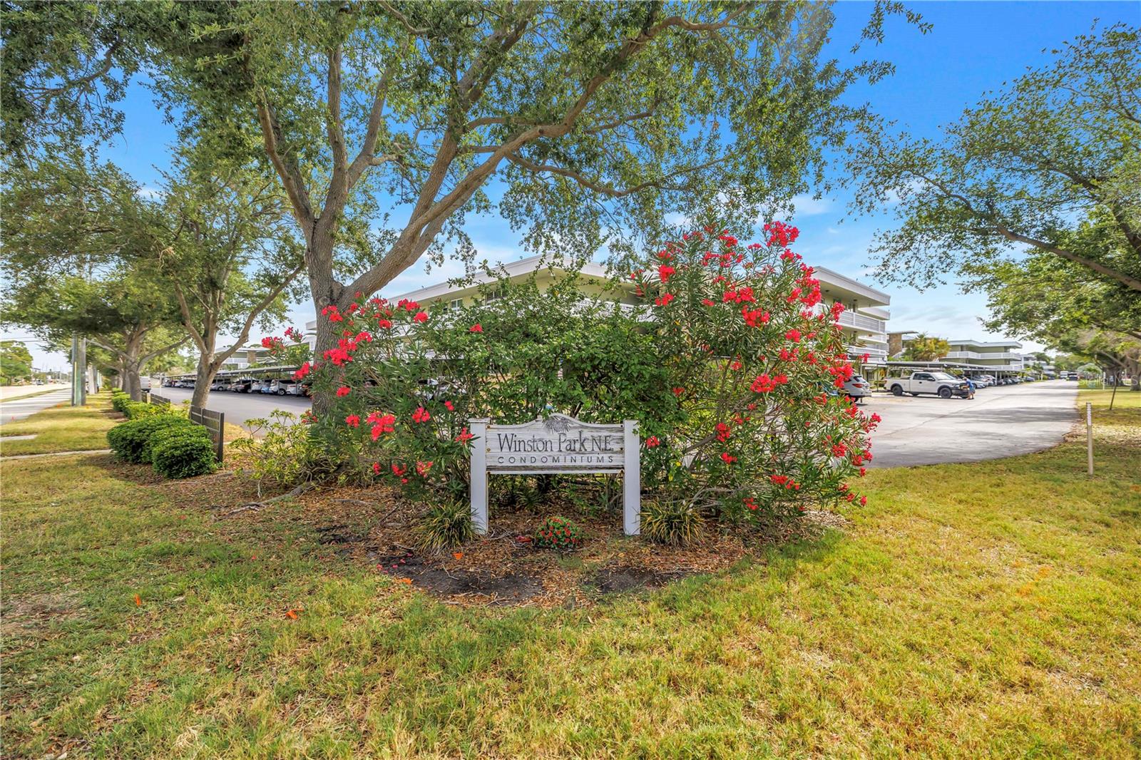 4720 Locust Street, FL