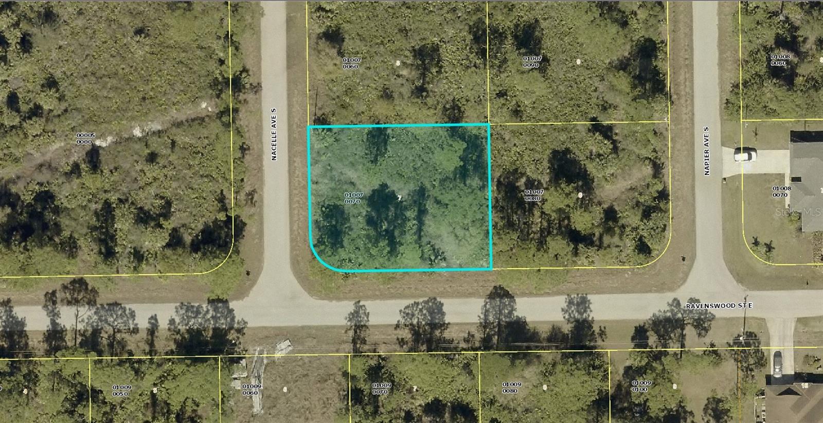 137 Nacelle Avenue, FL