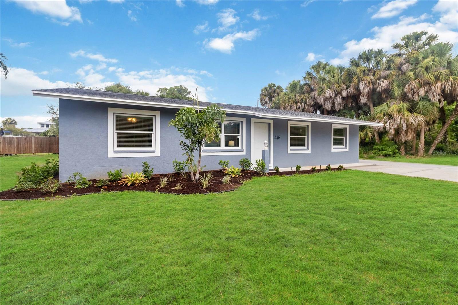 526 Conrad Rd, FL
