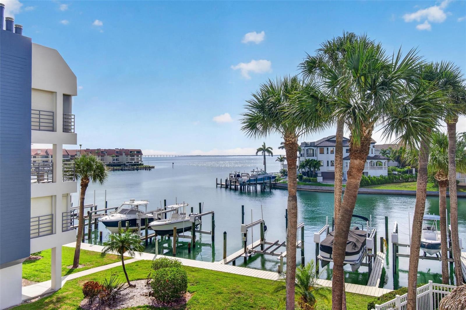 363 Pinellas Bayway, FL