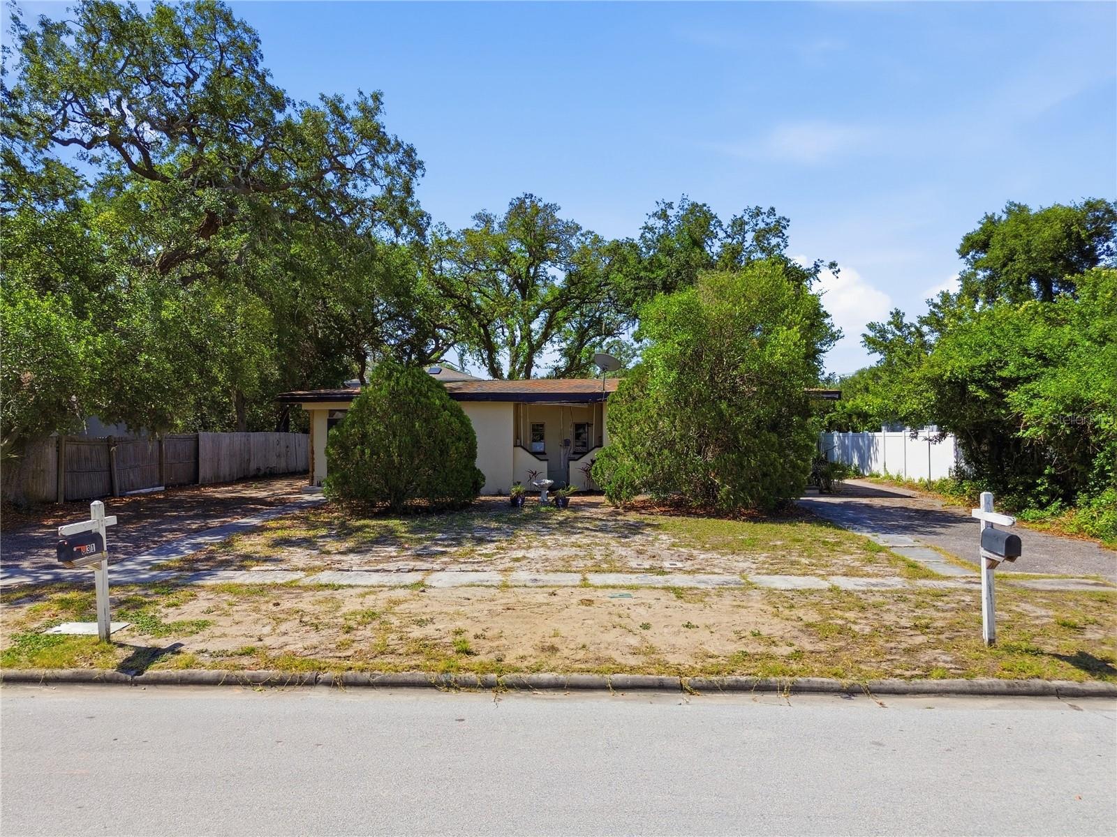 831 Grand Central Street, FL
