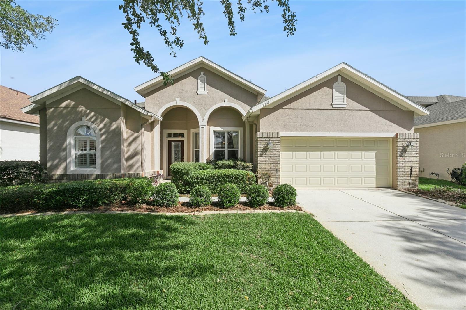 884 Kersfield Cir, FL