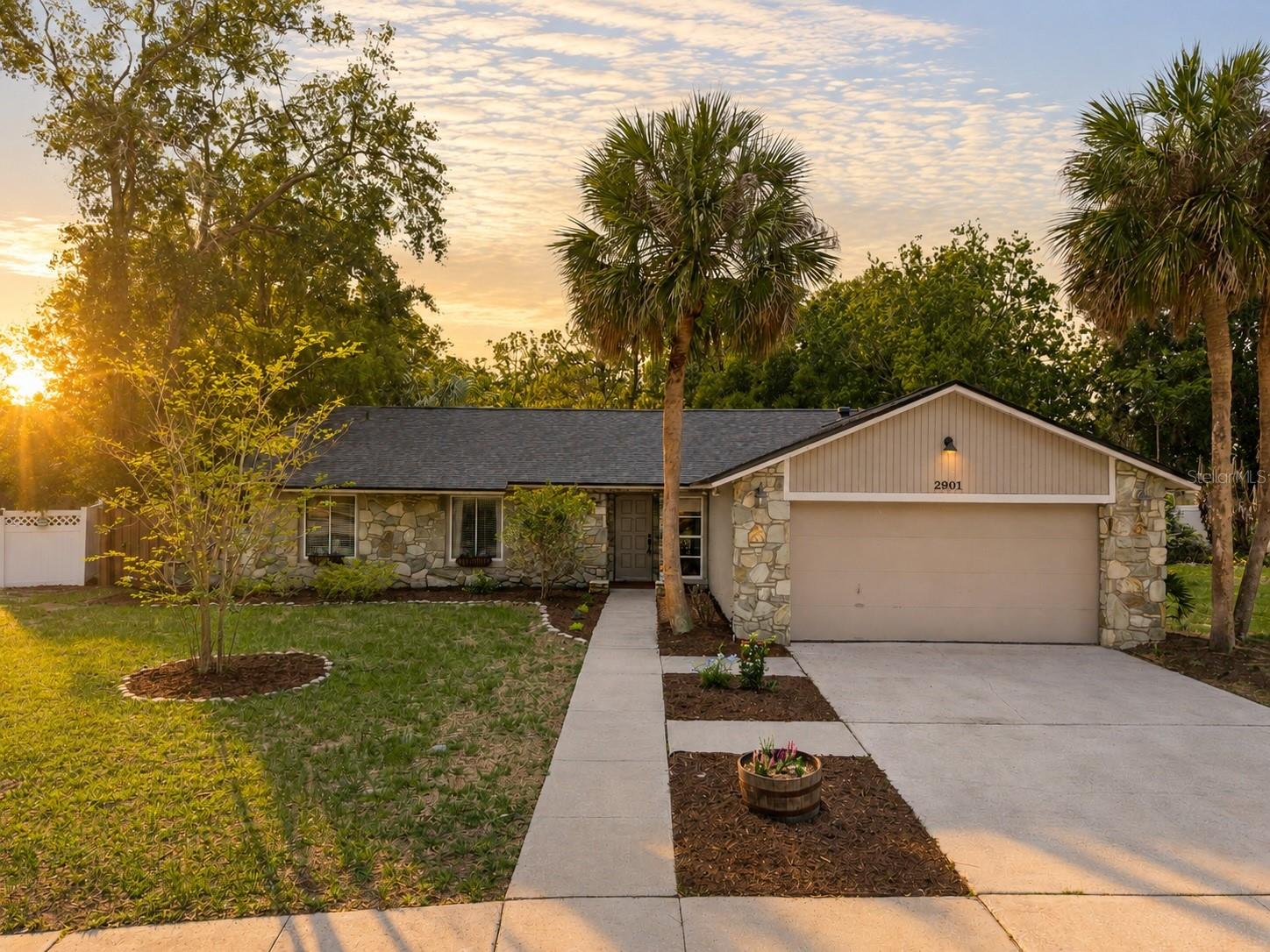 2901 Autumnwood Trail, FL