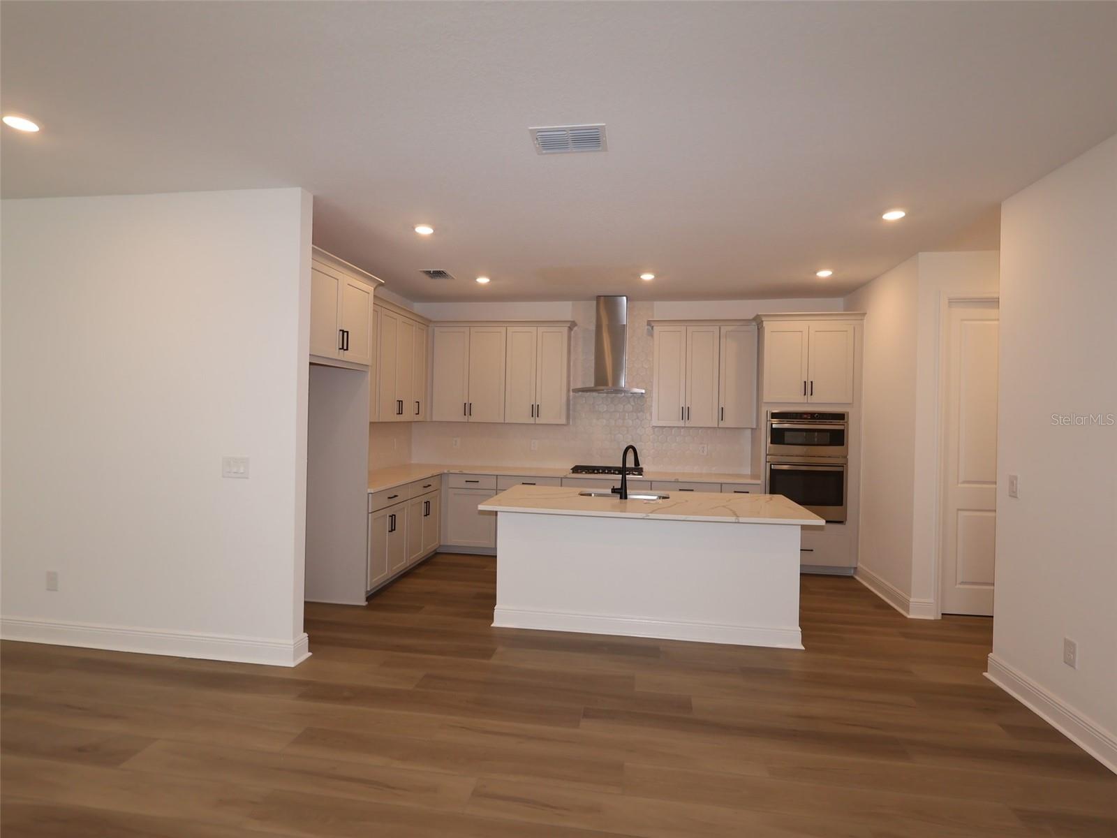 4454 Sunset Garden Street, FL