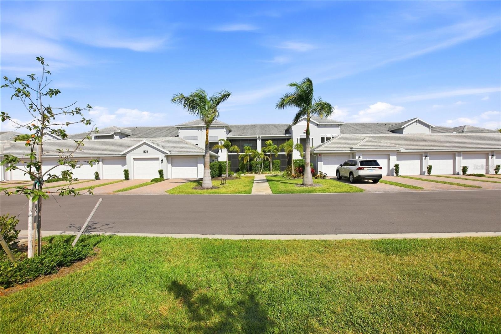 14214 Heritage Landing Boulevard, FL
