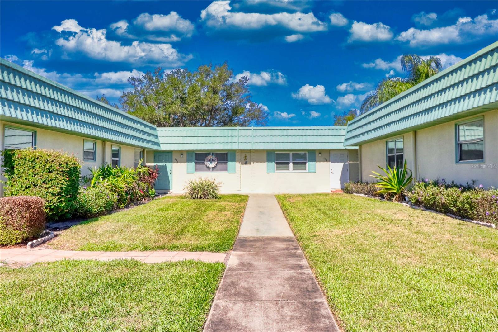 101 Cambridge Trl #196, FL