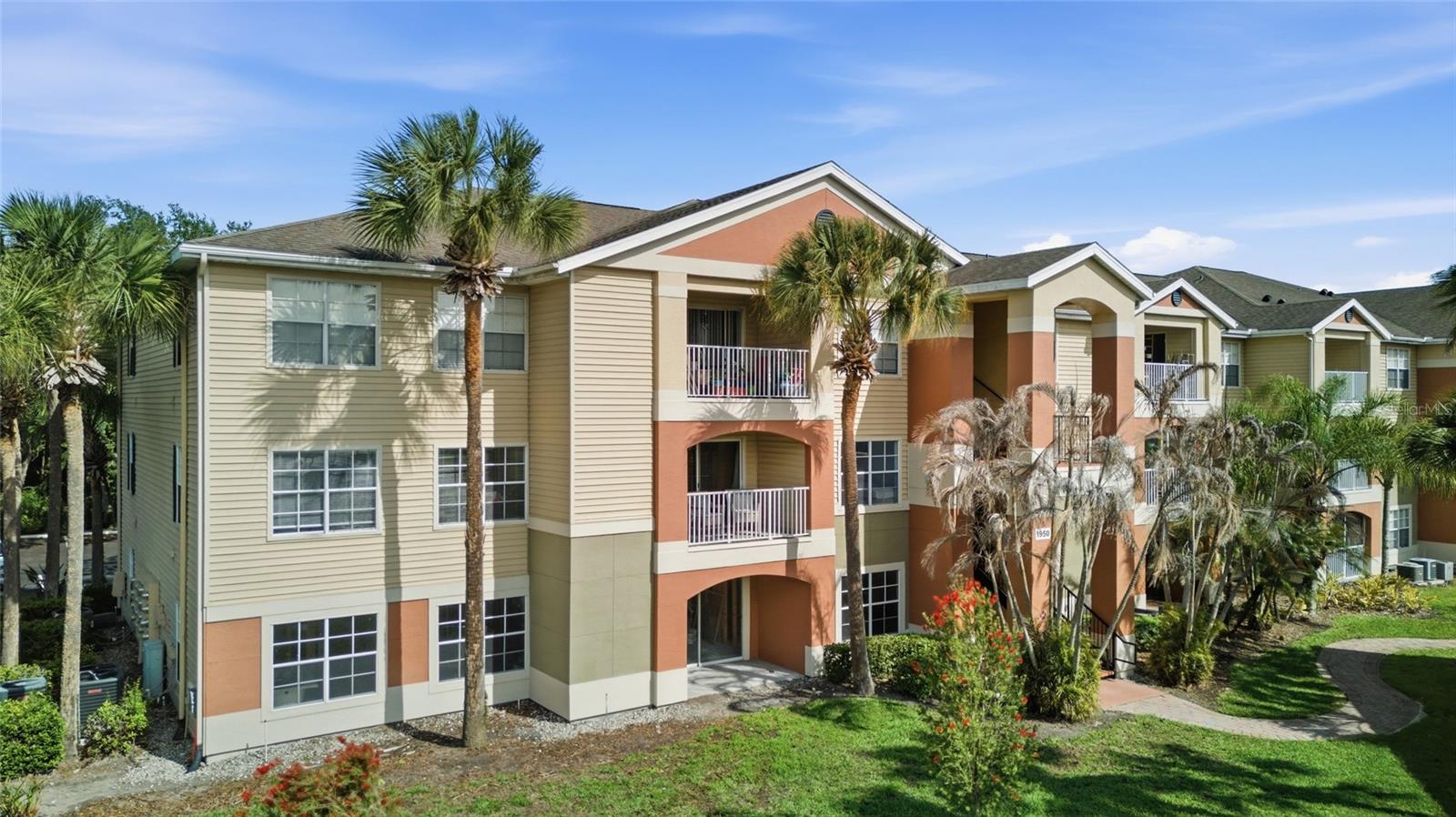 1950 Summer Club Drive, FL