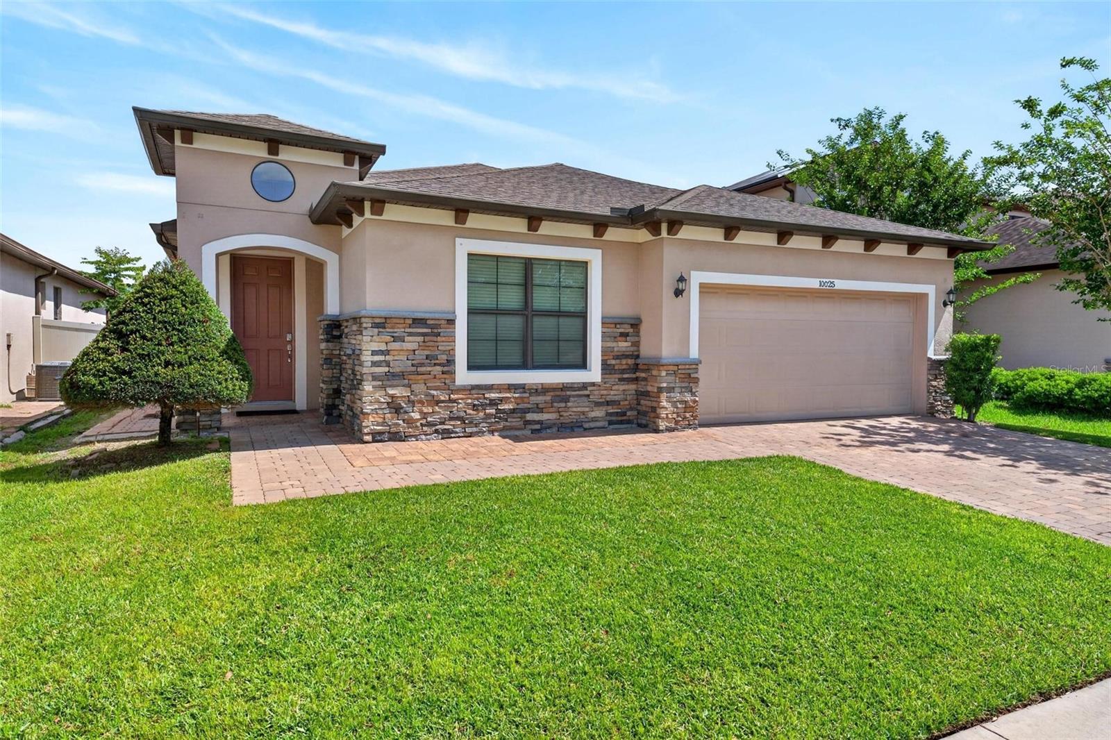 10025 Leyburn Court, FL