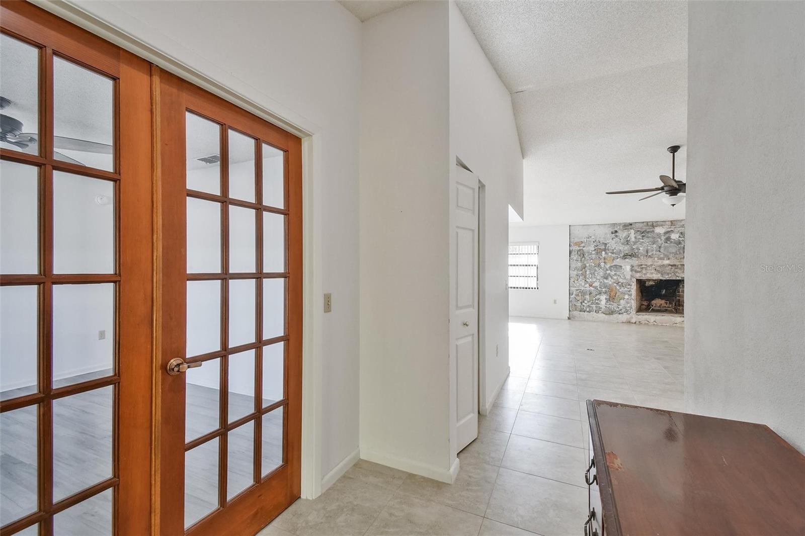 4422 Tall Oak Lane, FL