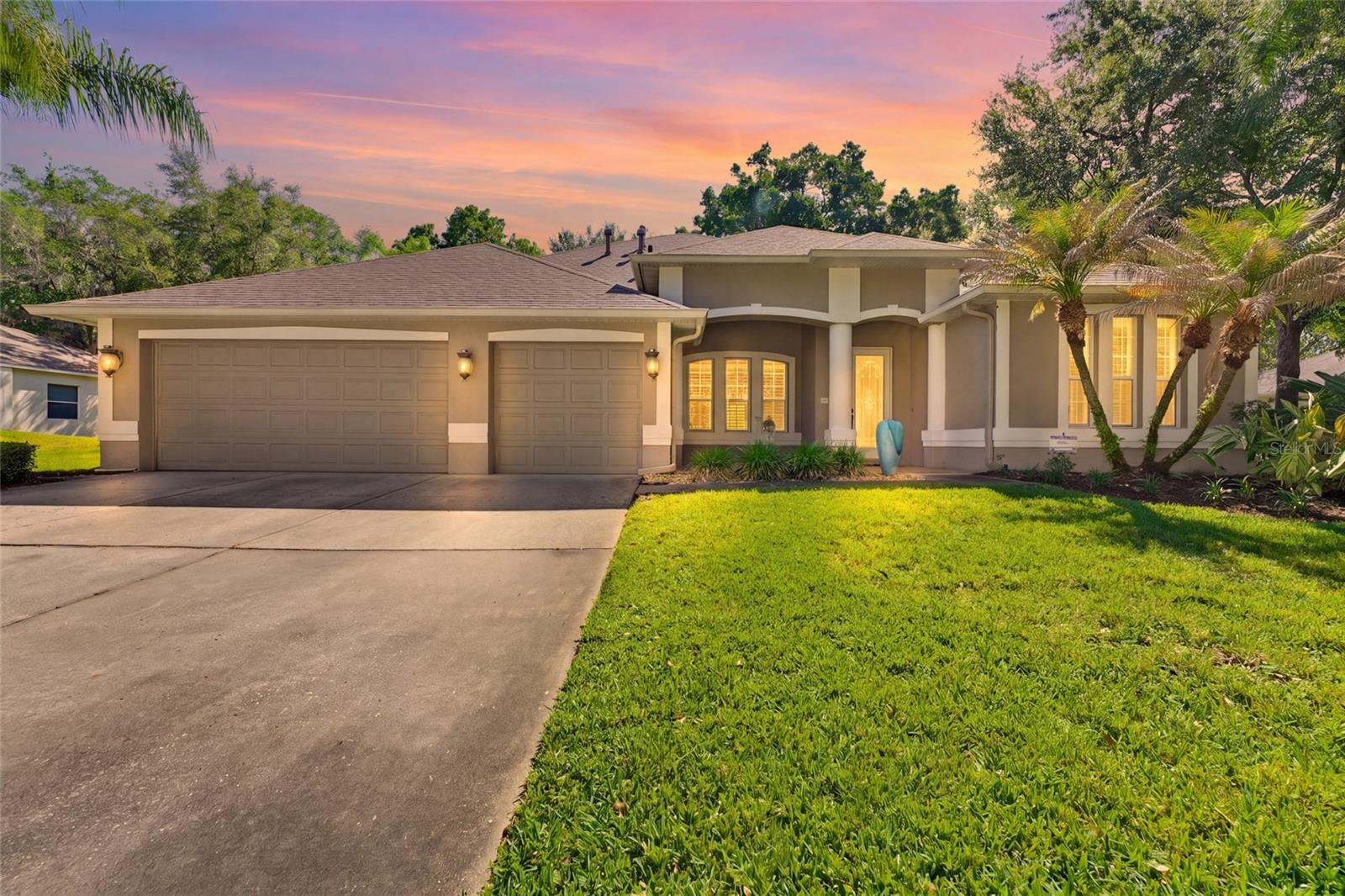 62 Camelot Ridge Dr, FL