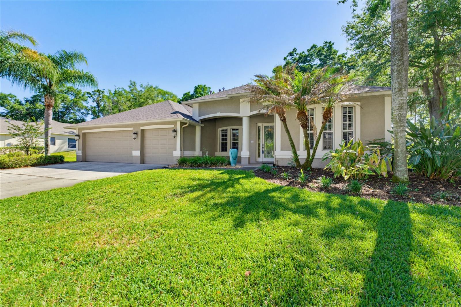 62 Camelot Ridge Drive, FL
