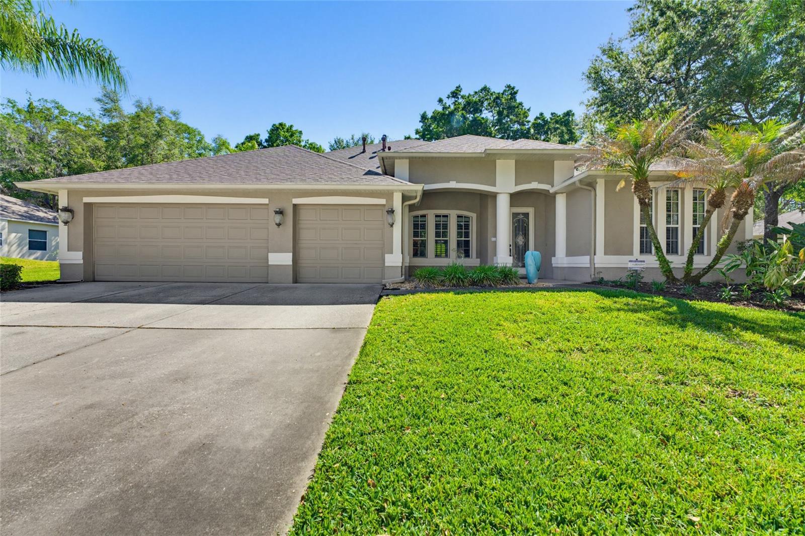 62 Camelot Ridge Drive, FL
