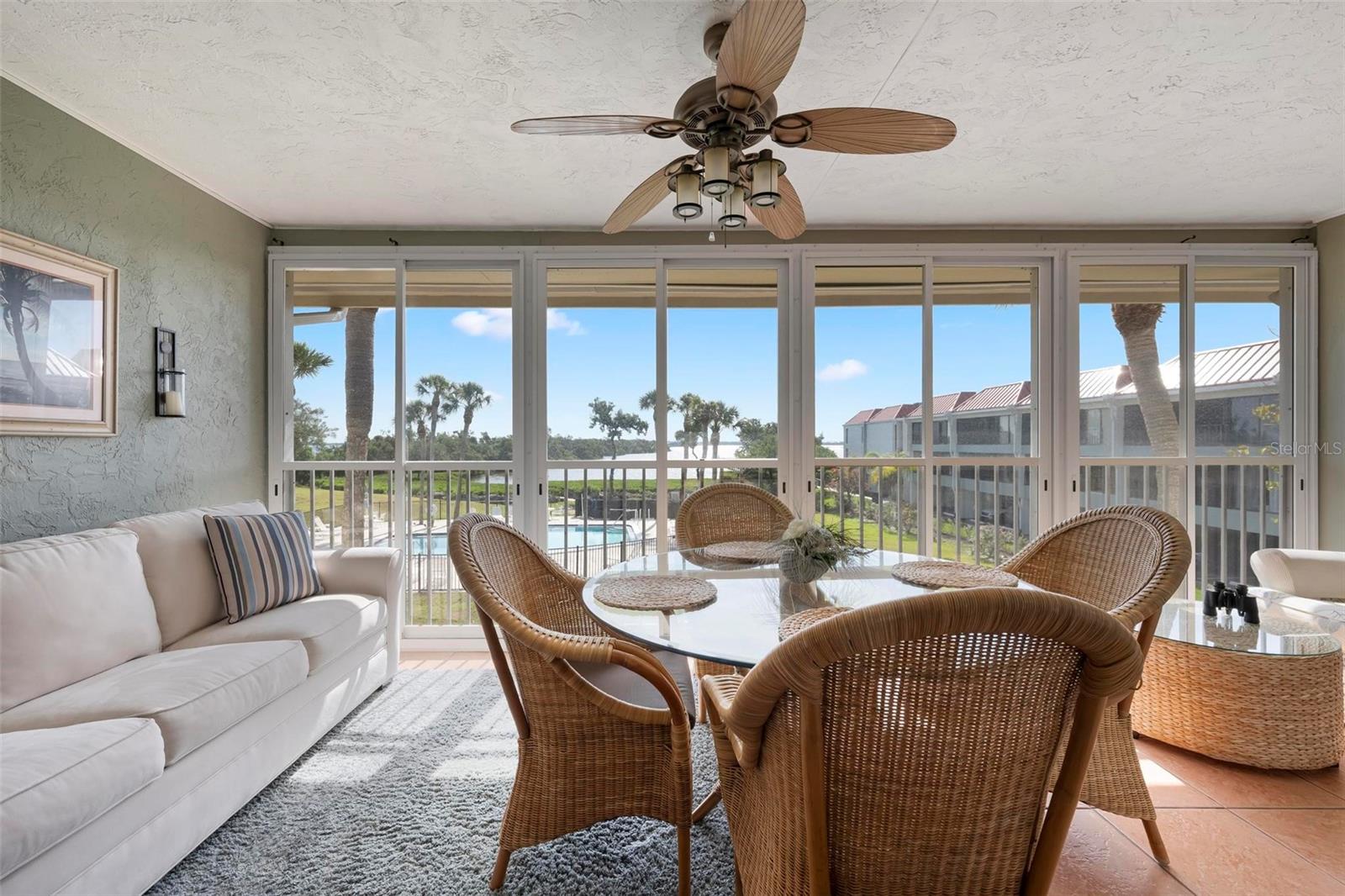 711 Manatee Avenue, FL