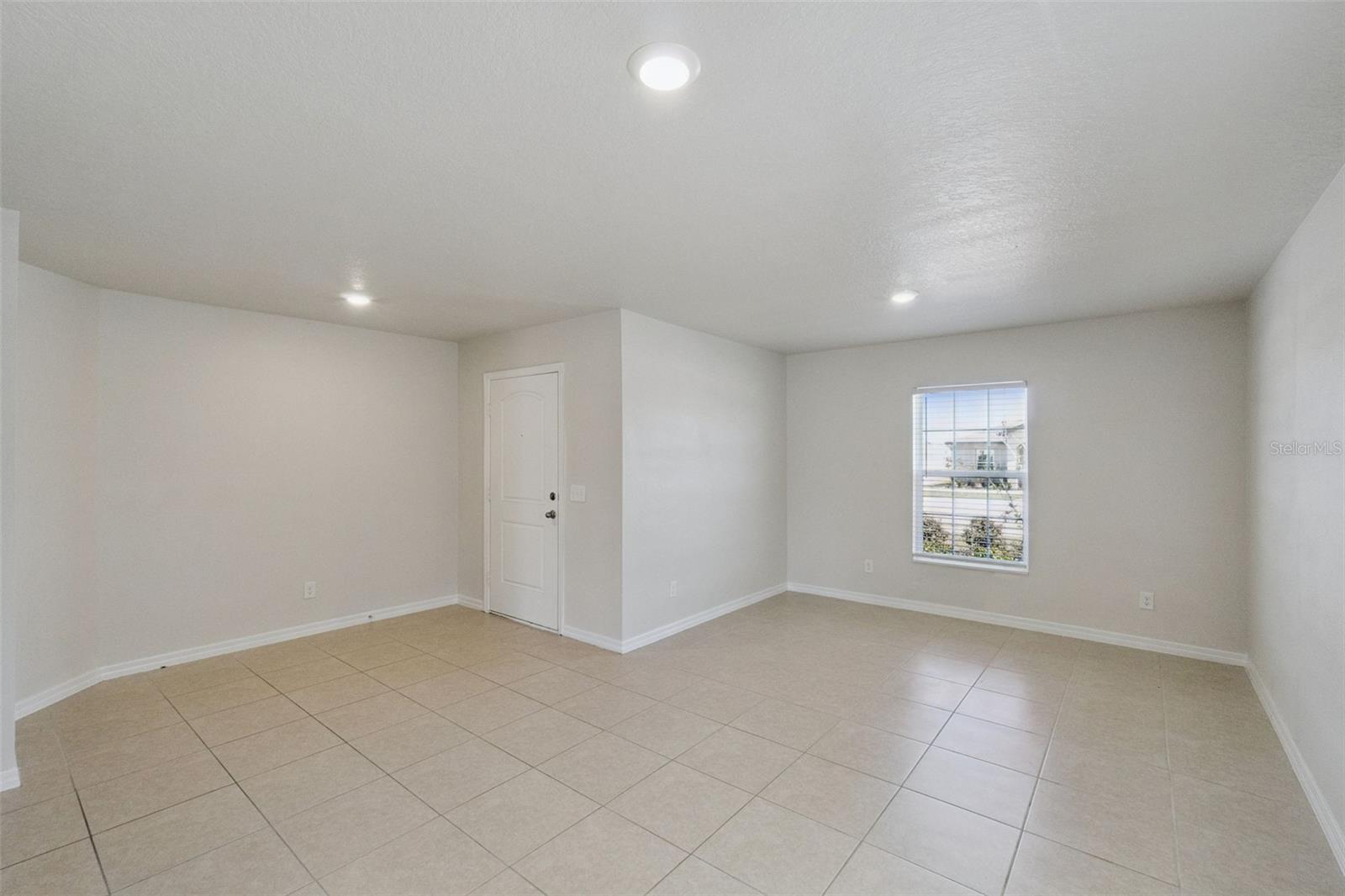 1729 Canaan Loop, FL