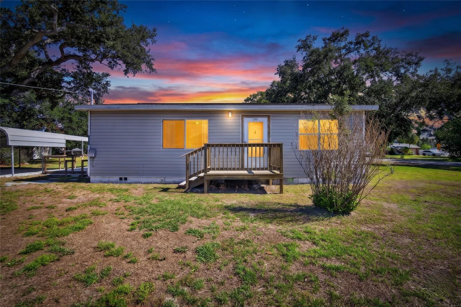 2102 Columbus Drive, FL