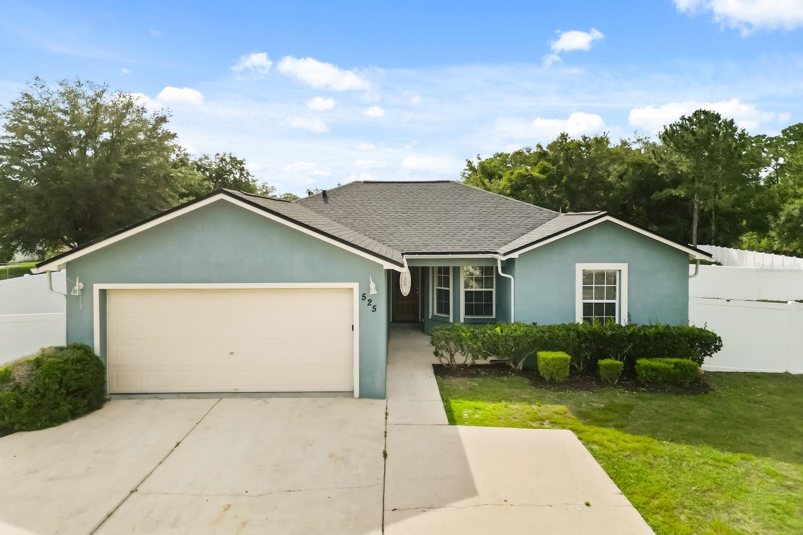 525 Partridge Dr, FL