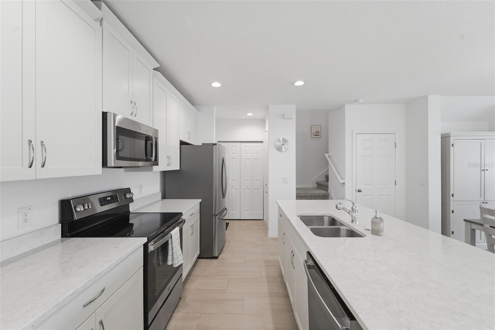 1255 Wispy Cypress Drive, FL