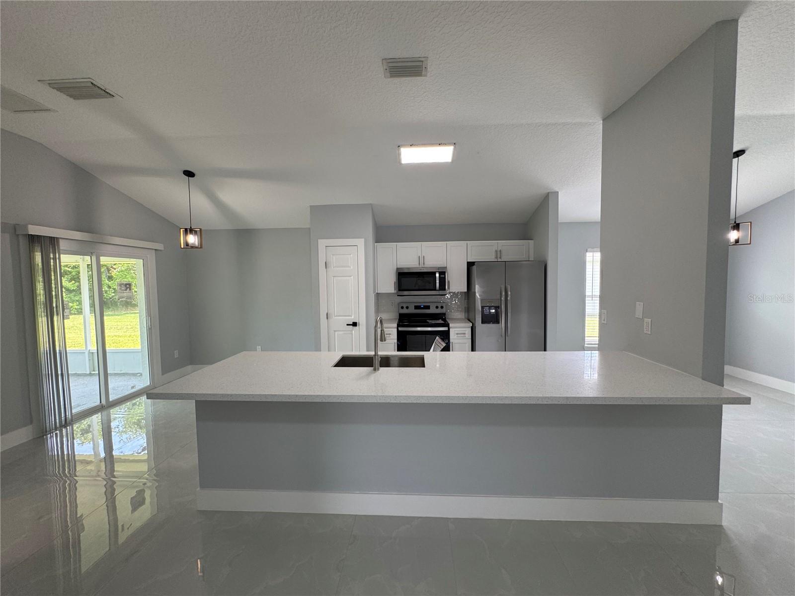 12 Reynolds Place, FL