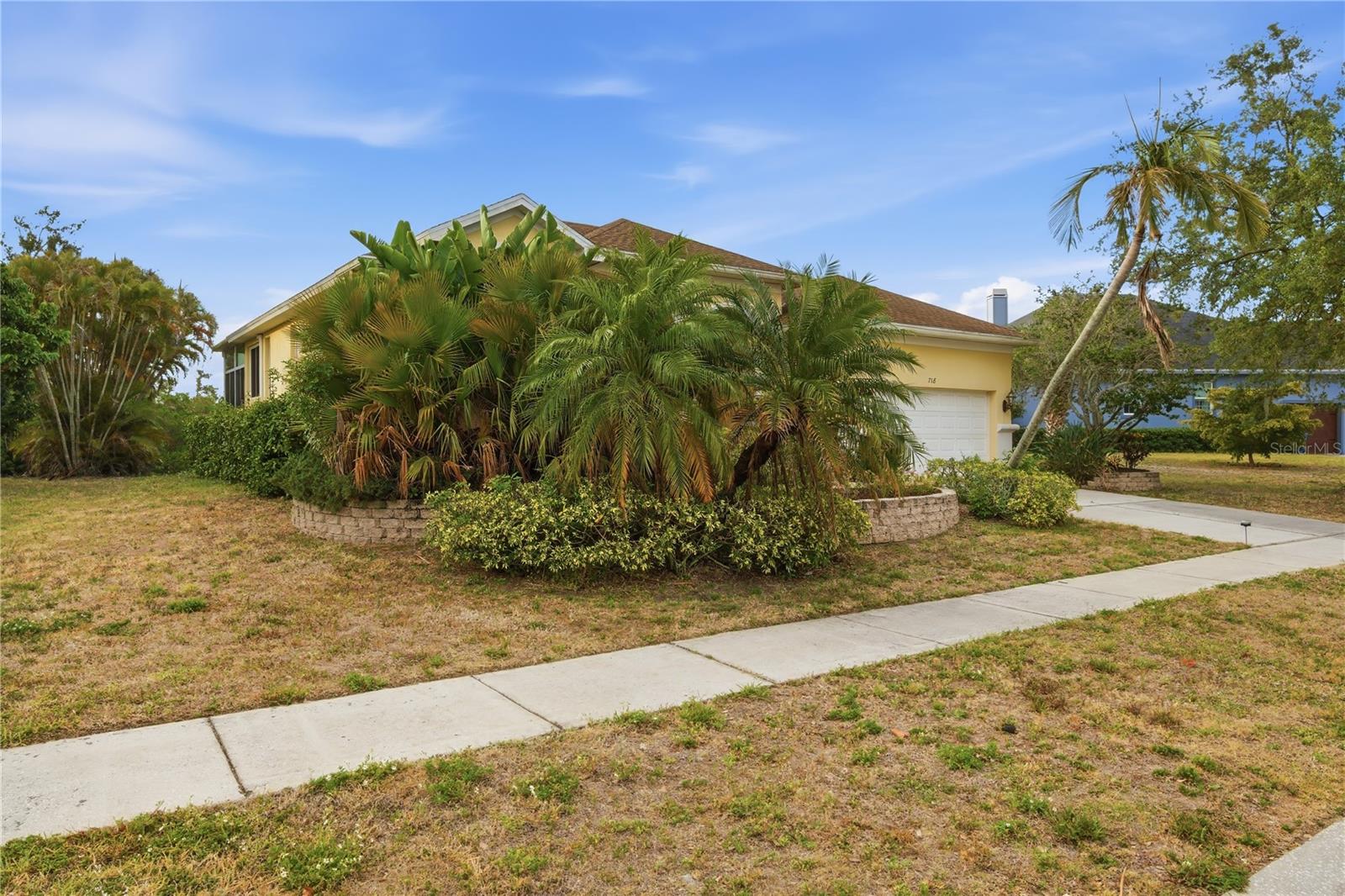 718 Bunker View Drive, FL