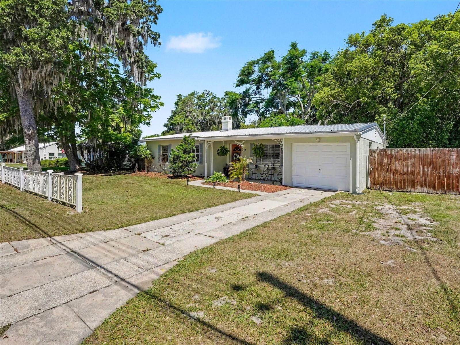 315 11th Avenue, FL