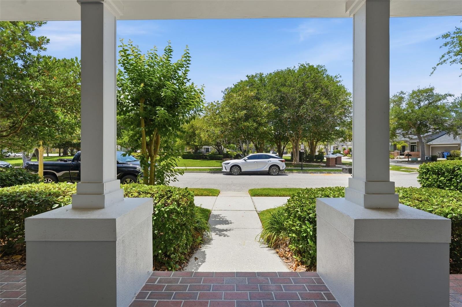 10111 Hayfield Way, FL