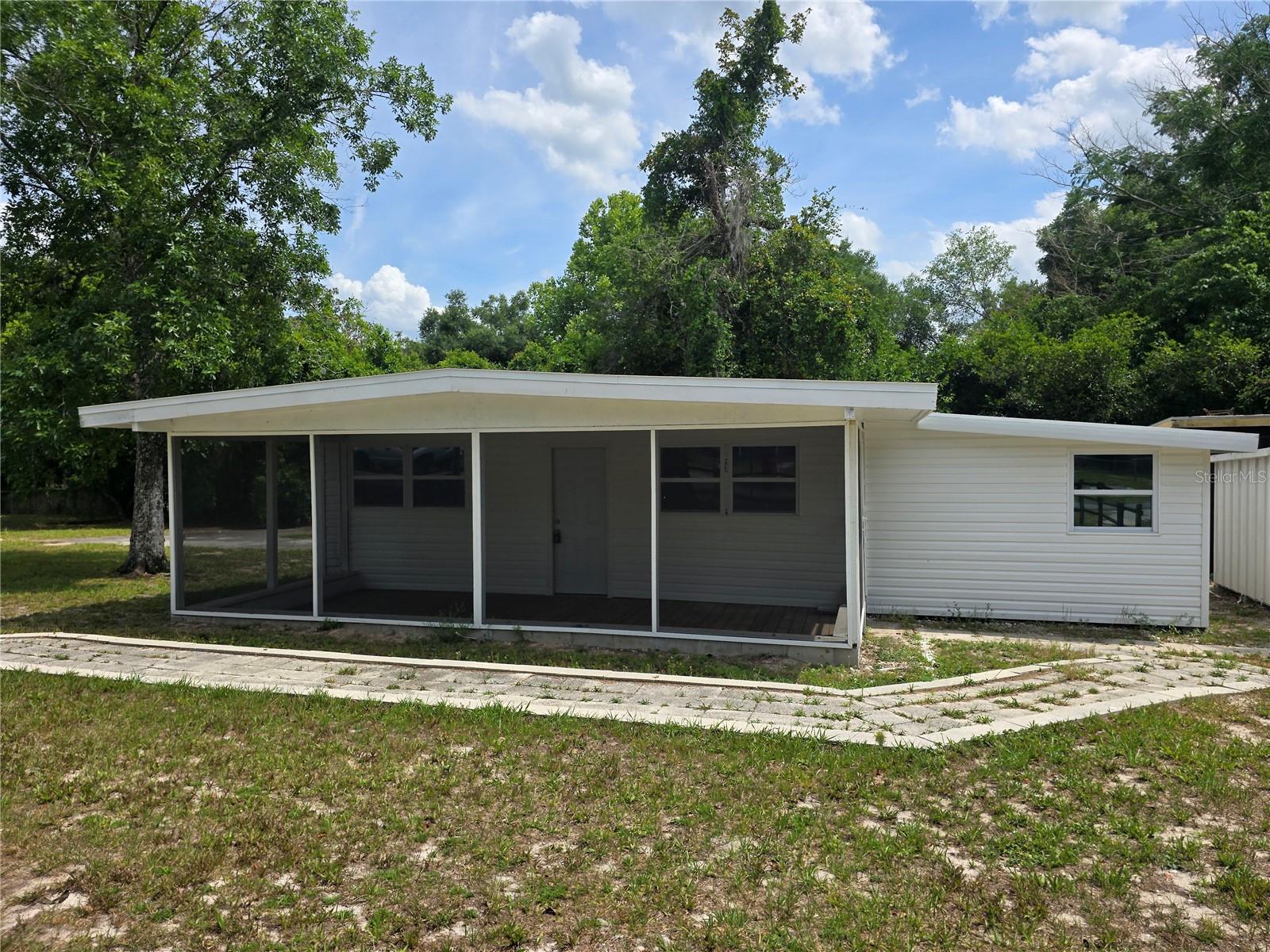 10566 E Rabbit Ln, FL