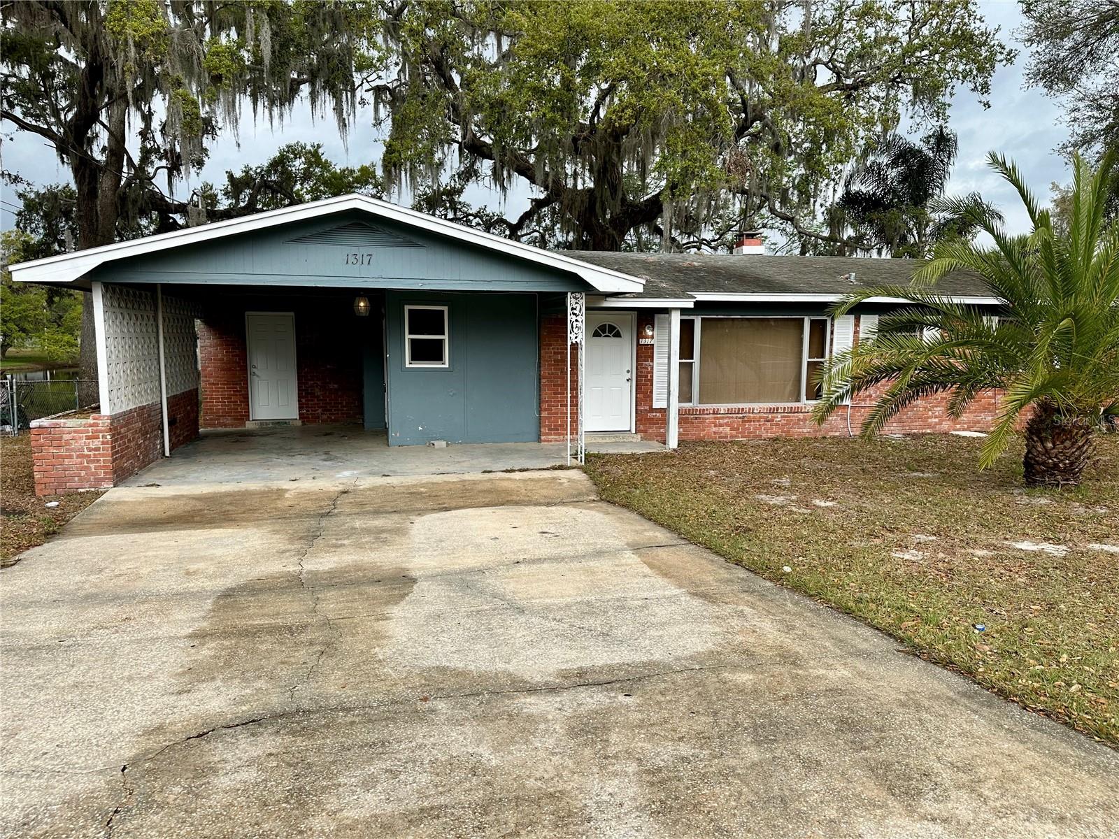 1317 Cambridge Drive, FL