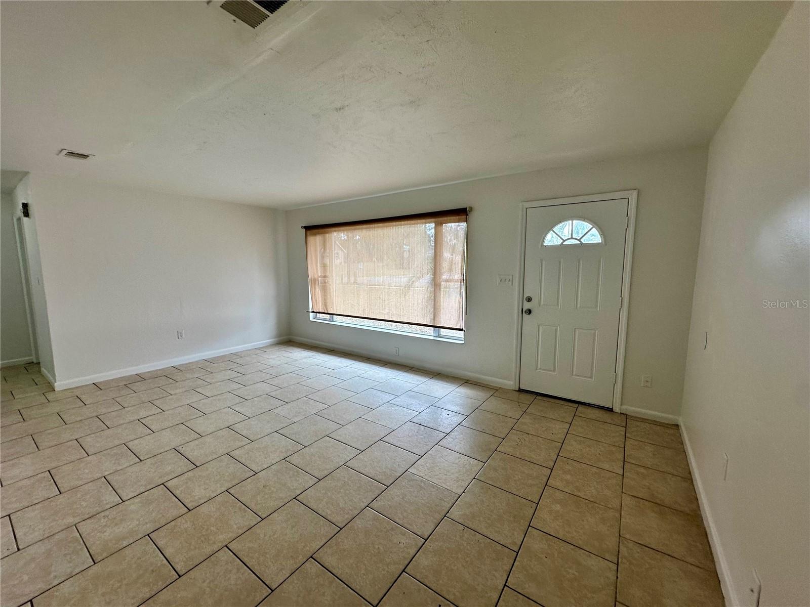 1317 Cambridge Drive, FL